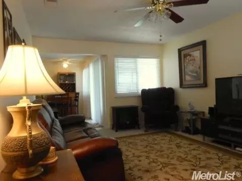 2804 Boardwalk, Modesto, CA 95350 photo 5