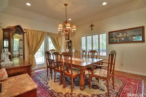 4929 Secluded Oaks Ln, Carmichael, CA 95608 photo 7