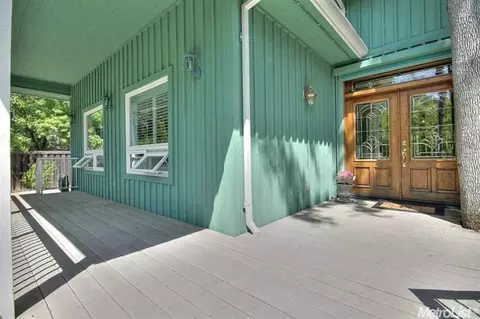 4929 Secluded Oaks Ln, Carmichael, CA 95608 photo 4