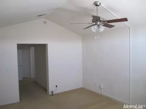 1755 Hearthstone Ln, Manteca, CA 95336 photo 13