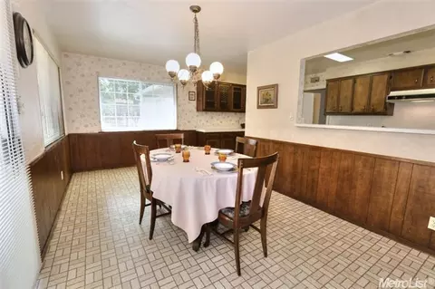 5216 Fair Oaks Blvd, Carmichael, CA 95608 photo 8