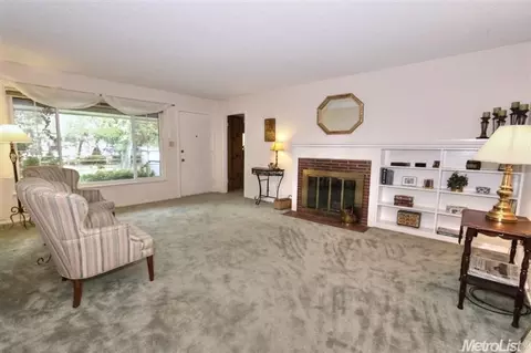 5216 Fair Oaks Blvd, Carmichael, CA 95608 photo 2