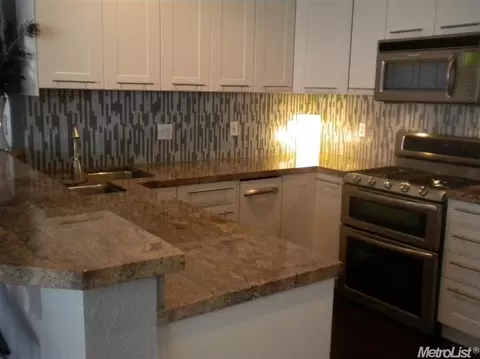 2409 Snapdragon Ct, Modesto, CA 95355 photo 9