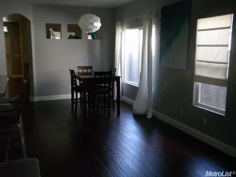 2409 Snapdragon Ct, Modesto, CA 95355 photo 2
