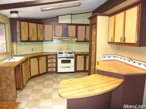 32795 Ridge Rd, Dutch Flat, CA 95714 photo 3