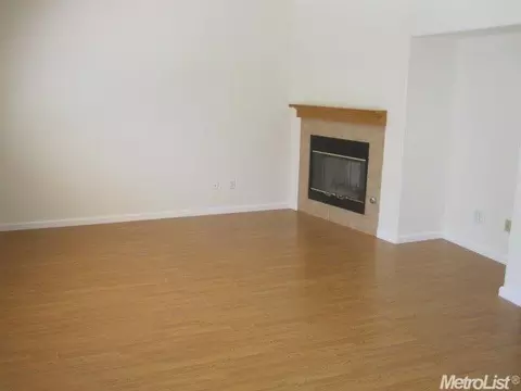 3916 Chateau Ln, Tracy, CA 95377 photo 3