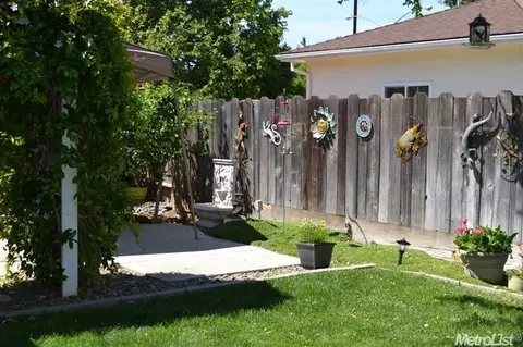 307 W 4th St, Ripon, CA 95366 photo 18