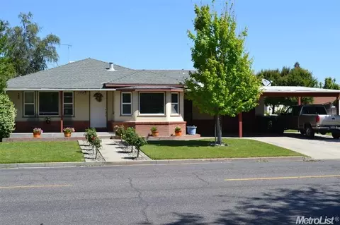 307 W 4th St, Ripon, CA 95366 photo 1