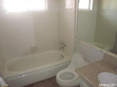 401 E Carlton Way, Tracy, CA 95376 photo 20