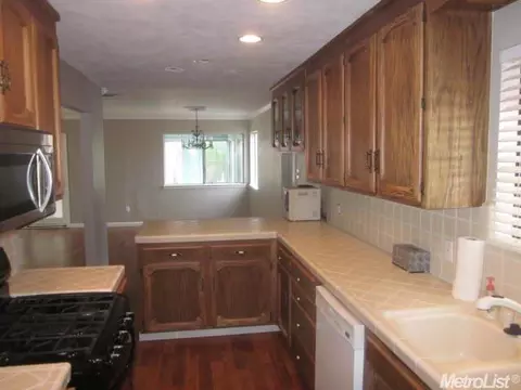 401 E Carlton Way, Tracy, CA 95376 photo 7