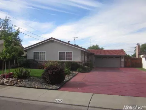 401 E Carlton Way, Tracy, CA 95376 photo 1