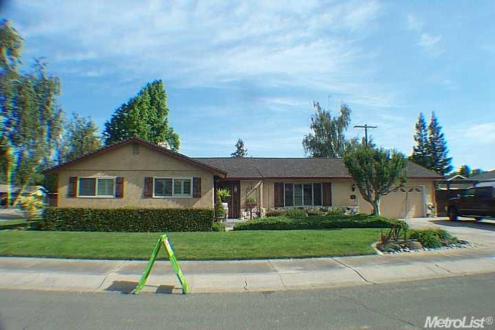 2141 Cabrillo, Lodi, CA 95242 photo 1