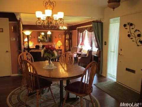 1609 Golden Gate Dr, Modesto, CA 95350 photo 4