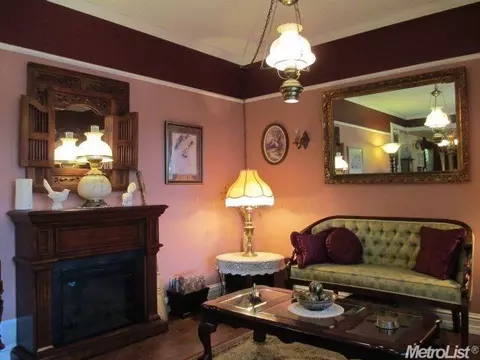 1609 Golden Gate Dr, Modesto, CA 95350 photo 2