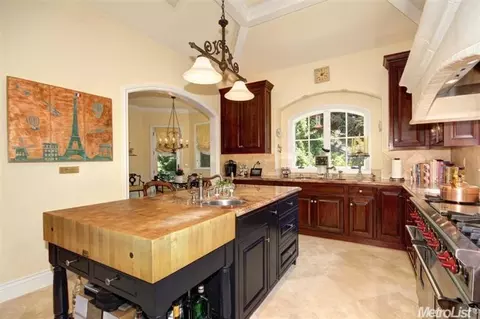 1622 Arden Bluffs Ln, Carmichael, CA 95608 photo 5