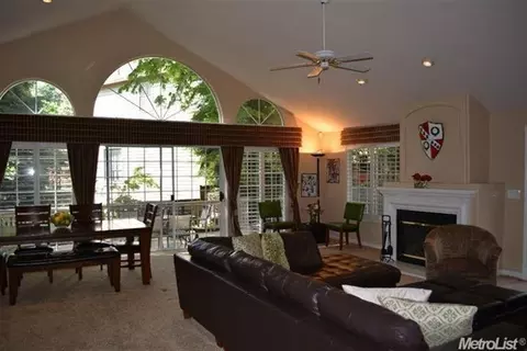 7134 Lincoln Ave, Carmichael, CA 95608 photo 6