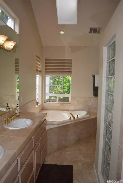 7134 Lincoln Ave, Carmichael, CA 95608 photo 10