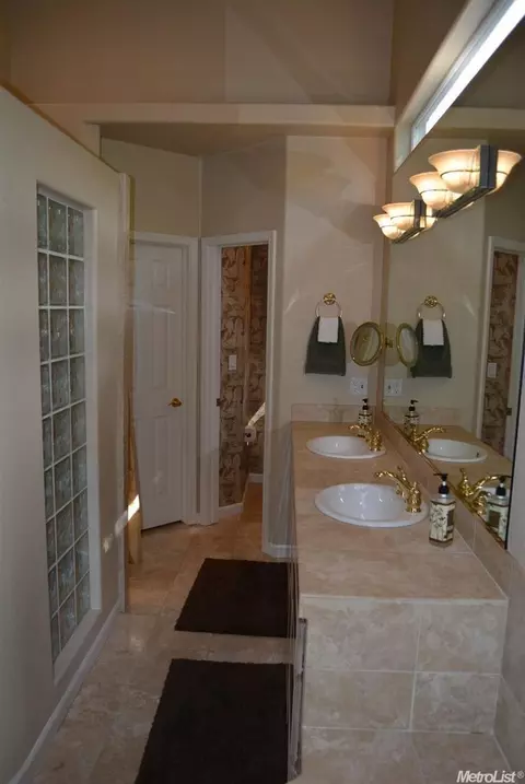 7134 Lincoln Ave, Carmichael, CA 95608 photo 9