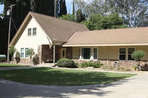 4825 Geer Rd, Hughson, CA 95326 photo 1