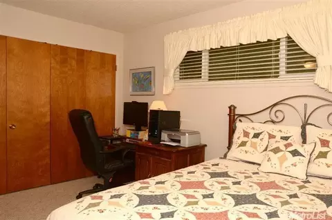 5645 Valhalla Dr, Carmichael, CA 95608 photo 22