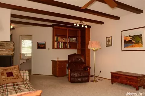 5645 Valhalla Dr, Carmichael, CA 95608 photo 12