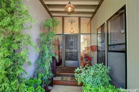 1409 Carob Pl, Davis, CA 95616 photo 3