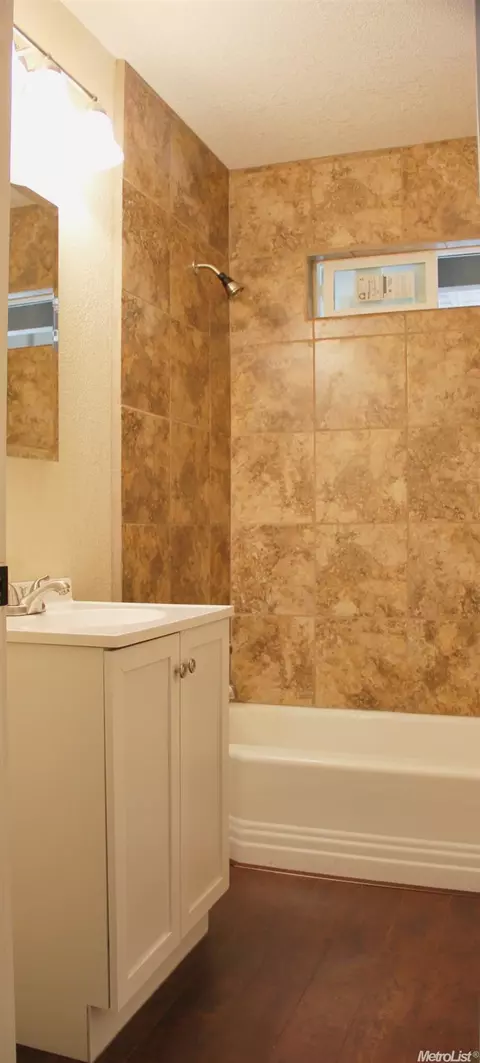 2337 Viola St, Modesto, CA 95354 photo 8