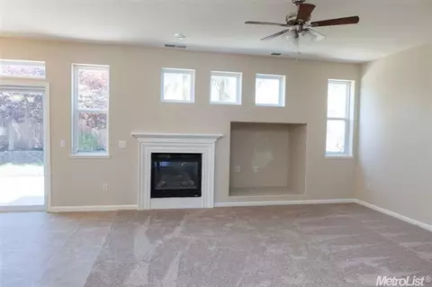 3405 Summer Dr, Modesto, CA 95355 photo 4