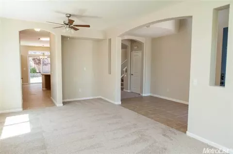 3405 Summer Dr, Modesto, CA 95355 photo 5