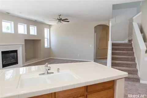 3405 Summer Dr, Modesto, CA 95355 photo 8