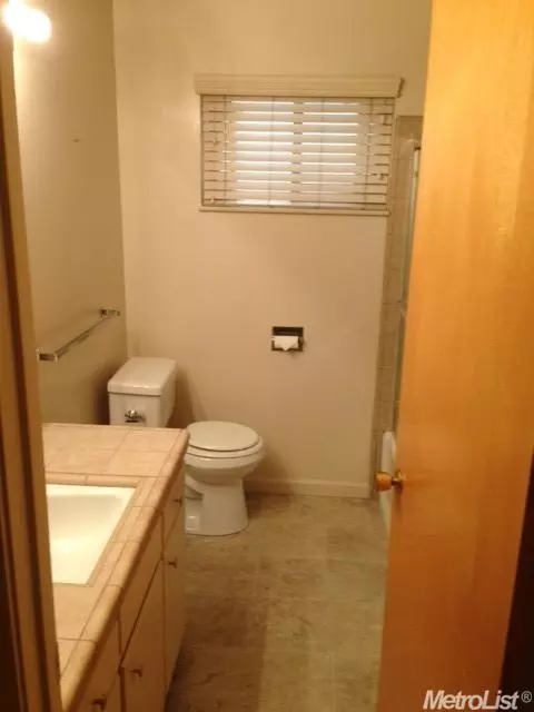 344 Cottage Ave, Manteca, CA 95336 photo 7
