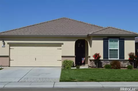 1465 Sereno Dr, Manteca, CA 95337 photo 1