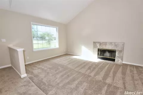 5375 4th St, Rocklin, CA 95677 photo 3