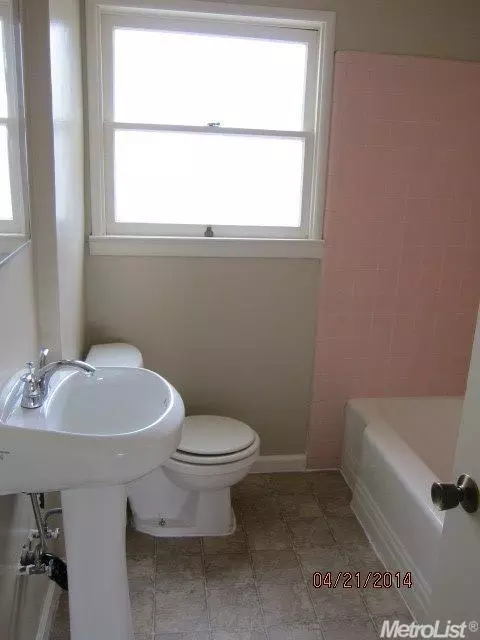 1108 Allen Dr, Modesto, CA 95350 photo 5
