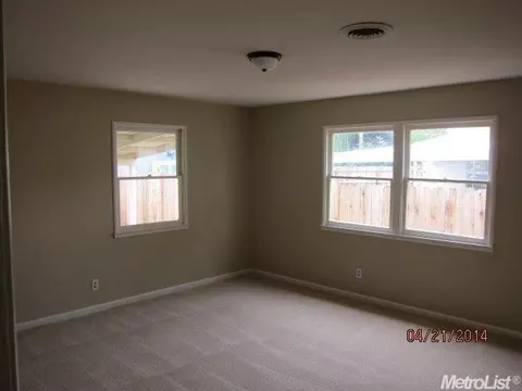 1108 Allen Dr, Modesto, CA 95350 photo 7