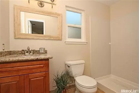 135 Perraud Dr, Folsom, CA 95630 photo 17