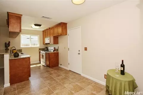 135 Perraud Dr, Folsom, CA 95630 photo 10