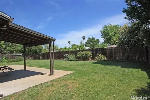 135 Perraud Dr, Folsom, CA 95630 photo 20