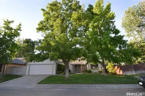 625 Downing Dr, Galt, CA 95632 photo 1