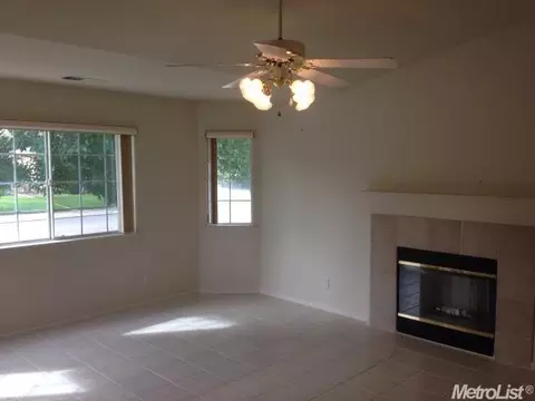 2805 Mozart Dr, Modesto, CA 95358 photo 3