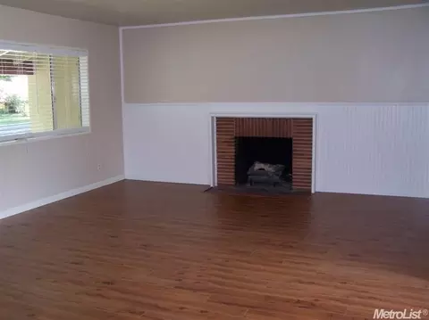 2710 Wright, Sacramento, CA 95821 photo 2