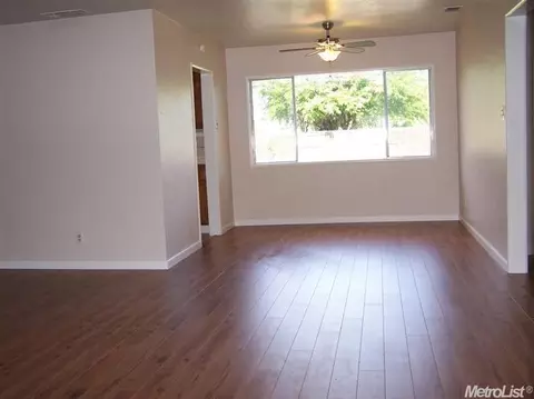 2710 Wright, Sacramento, CA 95821 photo 3