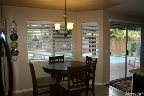 8263 Silk Tree Way, Antelope, CA 95843 photo 5