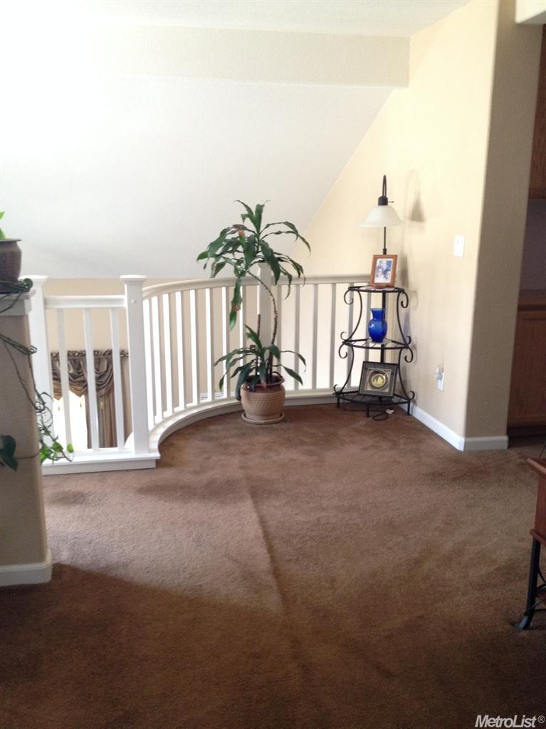 2084 Thelma Loop, Tracy, CA 95377 photo 5