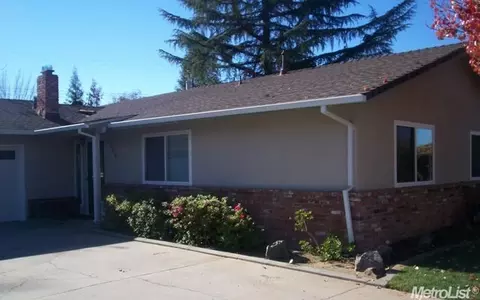 5786 Craig St, Loomis, CA 95650 photo 2