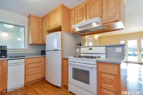 1400 Union Dr, Davis, CA 95616 photo 8