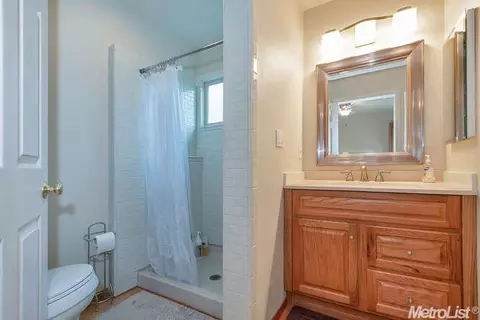 1400 Union Dr, Davis, CA 95616 photo 12