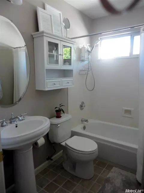 4228 Oslo Ct, Antelope, CA 95843 photo 15