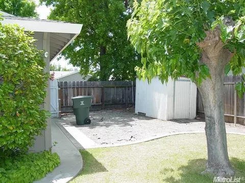 3501 Darlington Ct, Modesto, CA 95356 photo 11