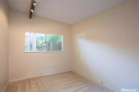 1310 Anderson Rd, Davis, CA 95616 photo 14